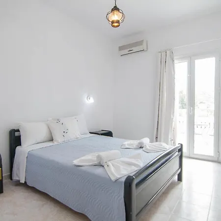 Delfini Hotel 2*